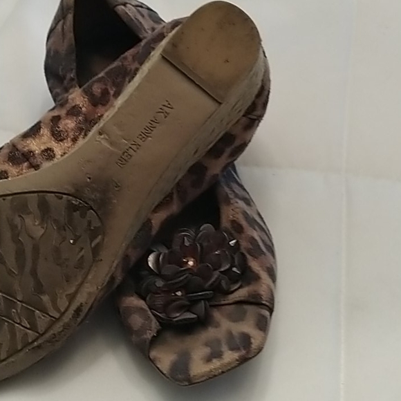 Ann Klein - Picture 4 of 4